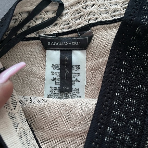 BCBG XXS Bandage Skirt NWOT - Picture 6 of 7